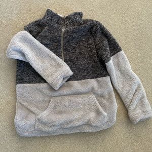 Fleece 1/4 Zip two-toned pullover Medium